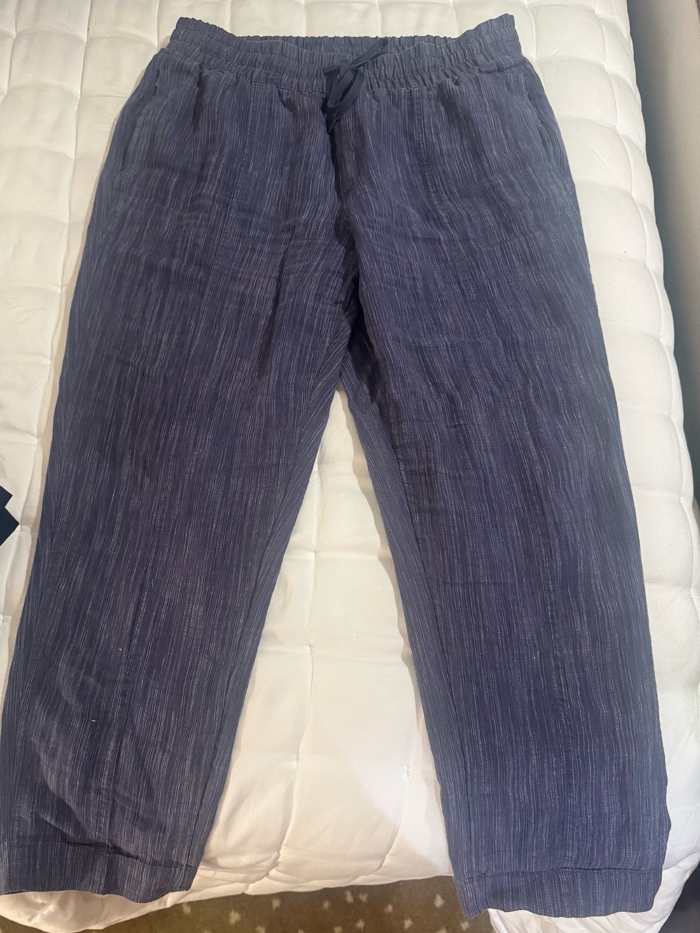 Athleta Navy Textured Relaxed Drawstring Pants
